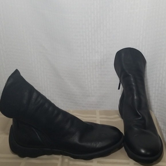 fluevog black boots
